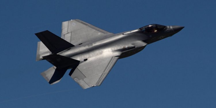 رسالة يونانية إلى الكونجرس: لا تعيدوا تركيا لبرنامج مقاتلات F-35
