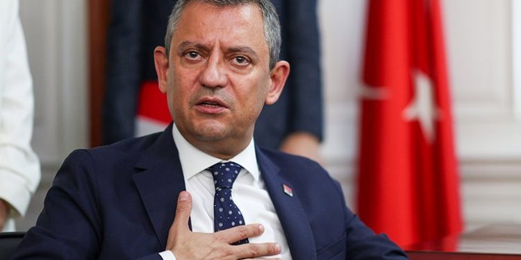 أوزغور أوزيل: الديمقراطية تسمح لأردوغان بالترشح للانتخابات الرئاسية المقبلة!