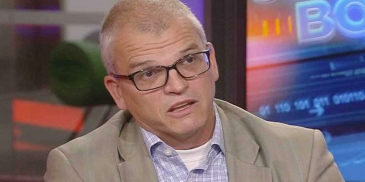 خبير بريطاني: لولا شيمشك لتكررت أزمة عام 2000 المالية