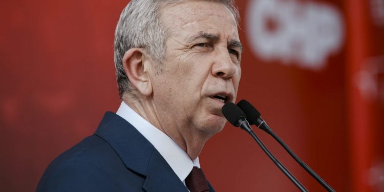 صحفي: عمدة أنقرة يستعد لانتخابات الرئاسة