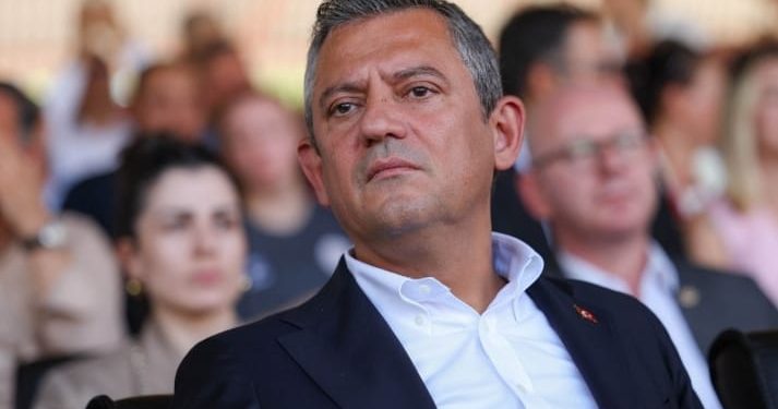 توقعات زعيم المعارضة بشأن الحكم على عمدة إسطنبول