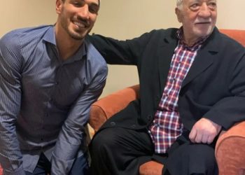 أنس كانتر ناعيا كولن: سنواصل مسيرتك المقدسة