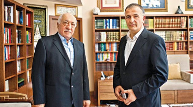 رئيس تحرير “زمان” السابق يروي اللحظات الأخيرة في حياة فتح الله كولن