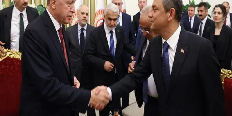 هل توحِّد إسرائيل الجبهة الداخلية في تركيا؟