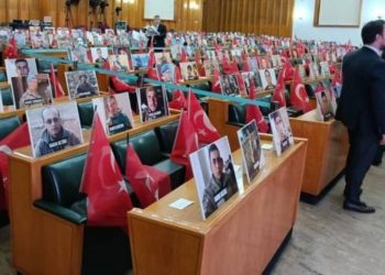 تركيا.. حزب الجيد يرفض العفو عن عبد الله أوجلان