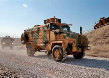 إصابة 10 عسكريين في شرناق