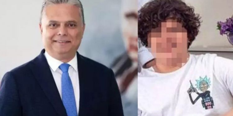 نجل عمدة بلدية يطلق النار على نفسه في الحمام