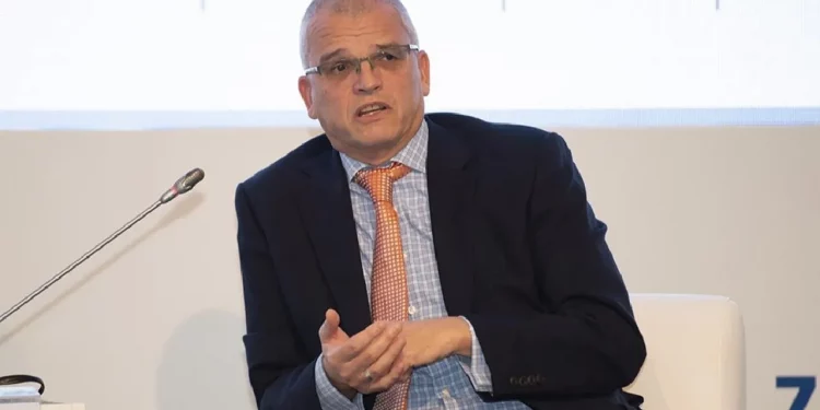 خبير اقتصادي: رفع الحد الأدنى للأجور فوق 30% يمنع خفض التضخم