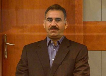 الحزب الكردي ووفد دولي يطلبون لقاء أوجلان