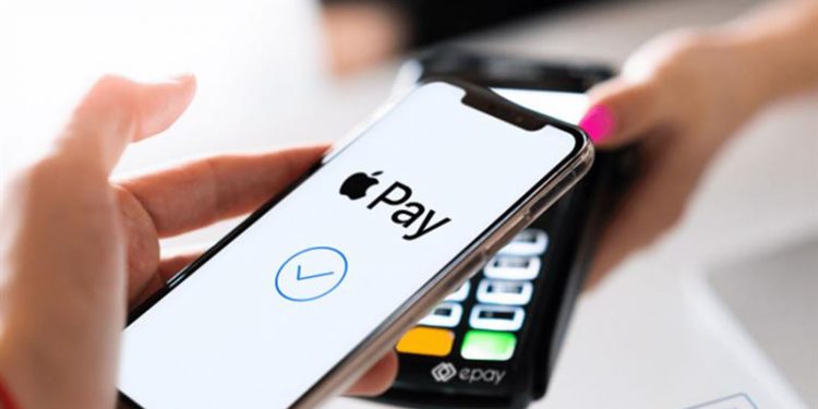 3 بنوك مصرية يفعلون خدمة Apple Pay للدفع الآمن بدون تلامس