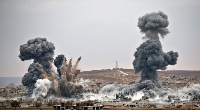 المرصد السوري: مقتل 11 مدنيًا بغارة تركية في الرقة