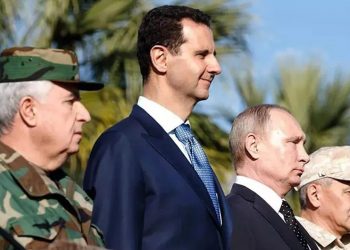 هل ضغطت روسيا على الأسد لمغادرة البلاد وتجنب مصير القذافي؟