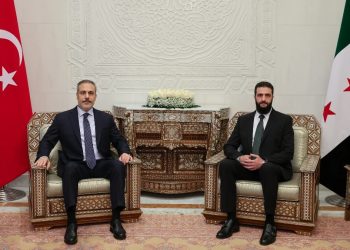 وزير الخارجية التركي يلتقي أحمد الشرع في دمشق