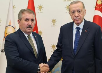 تركيا… حزب بالتحالف الحاكم يرفض الحد الأدنى للأجور