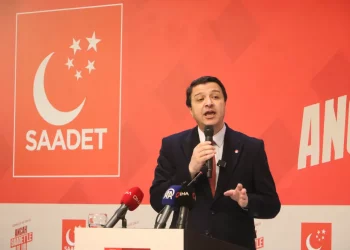 حزب السعادة: مشاكل تركيا السياسية يمكن حلها في خطوتين فقط