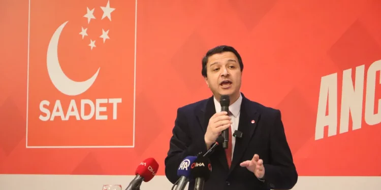 حزب السعادة: مشاكل تركيا السياسية يمكن حلها في خطوتين فقط