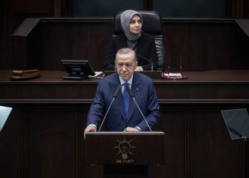 أردوغان: سنحل مشاكل الأكراد في سوريا إذا ألقوا السلاح
