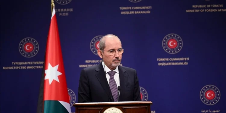 وزير الخارجية الأردني يزور تركيا اليوم