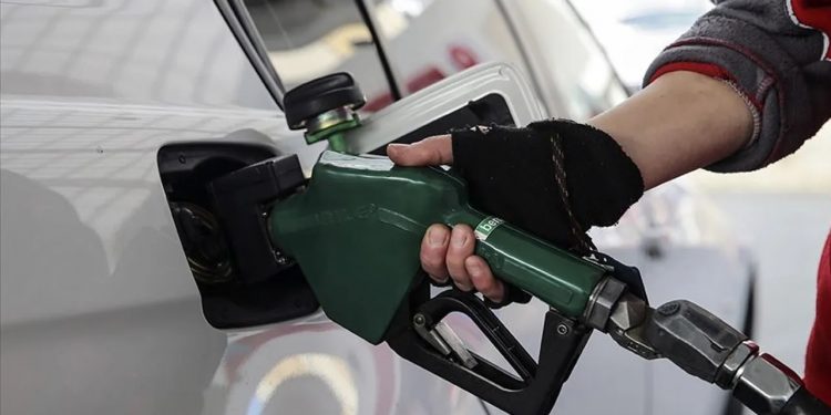 تركيا تقر زيادة جديدة في أسعار المحروقات