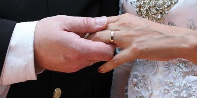 3,500 تقدموا بطلبات لقروض الزواج في إسطنبول خلال يومين!