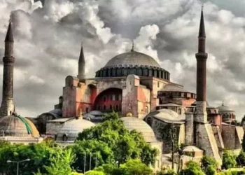 صهريج تاريخي عمره 1500 سنة بجوار آيا صوفيا يتحول لمركز تدليك!