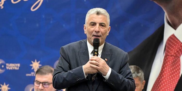 وزير التجارة التركي: اقتصادنا حافظ على نموه المتواصل خلال الأرباع الـ17 الماضية