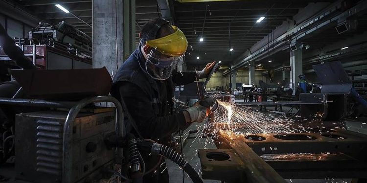 ارتفاع الإنتاج الصناعي بنسبة 5% في تركيا