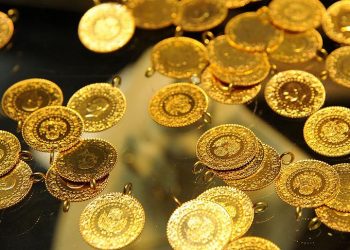 جولدمان ساكس يرفع توقعاته لسعر الذهب في نهاية العام