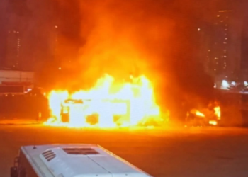 ثلاثة انفجارات في “تل أبيب”