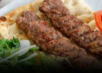 مطعم تركي يخلط لحم الخنزير مع الكباب
