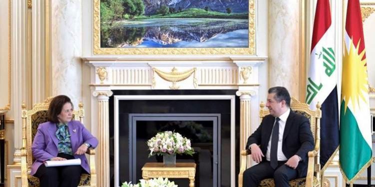 بارزاني يبحث مع وفد تركي إعادة تصدير نفط كردستان