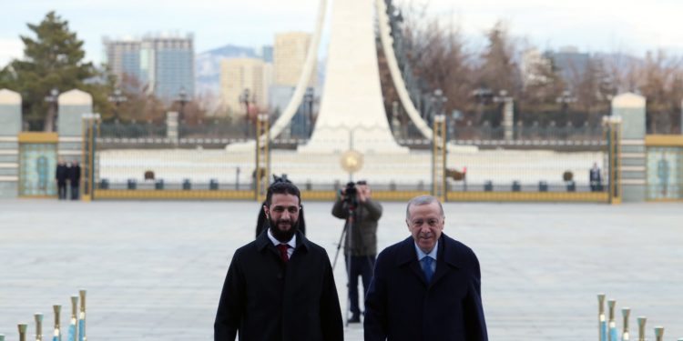 الشرع يطلب من أردوغان زيارة سوريا