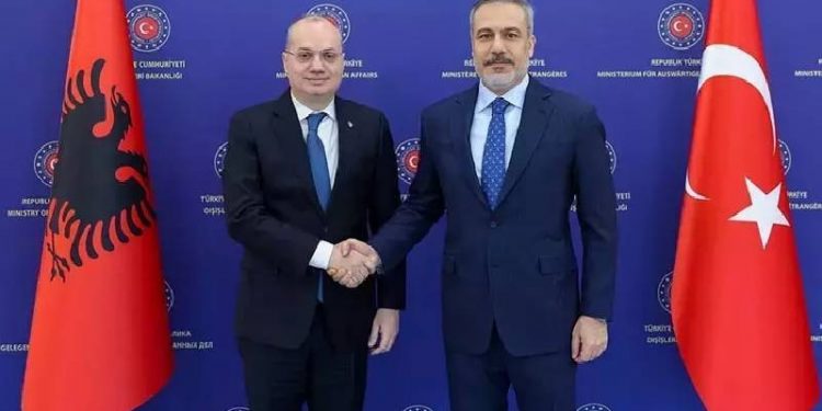 فيدان: لا يمكن إعادة تشكيل البنية الأمنية الأوروبية بدون تركيا