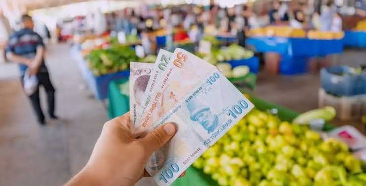 تقرير: التضخم في تركيا ارتفع بنسبة 81.1% سنويا