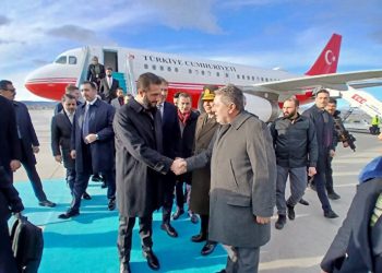 أحمد الشرع يلتقي أردوغان في المجمع الرئاسي