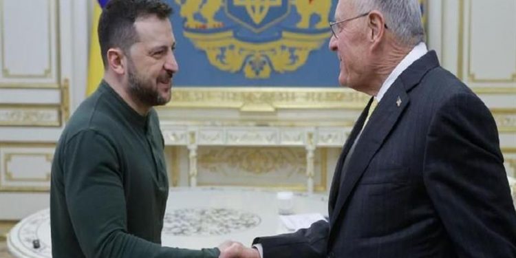 أوكرانيا توافق على شروط صفقة المعادن مع الولايات المتحدة