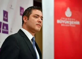 التحفظ على خزائن البنوك الخاصة بمستشار إمام أوغلو و6 آخرين