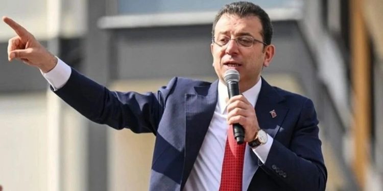 إمام أوغلو من السجن: الحكومة ستتلقى صفعة لا تُنسى!