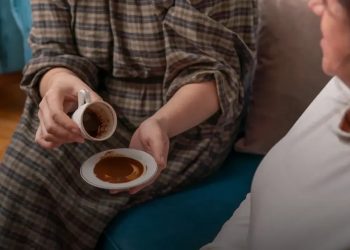 تركيا تفرض ضرائب على المنجمين والعرافين!