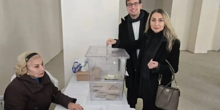 انطلاق انتخابات الشعب الجمهوري لاختيار المرشح الرئاسي