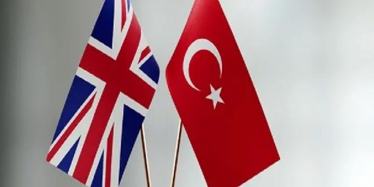مشاورات تركية-بريطانية في أنقرة لبحث التطورات في سوريا