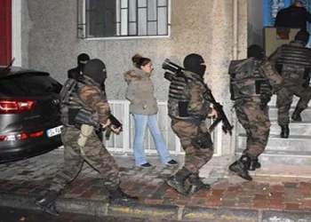 اعتقال 20 مشتبهاً في انضمامهم لتنظيم داعش في إسطنبول