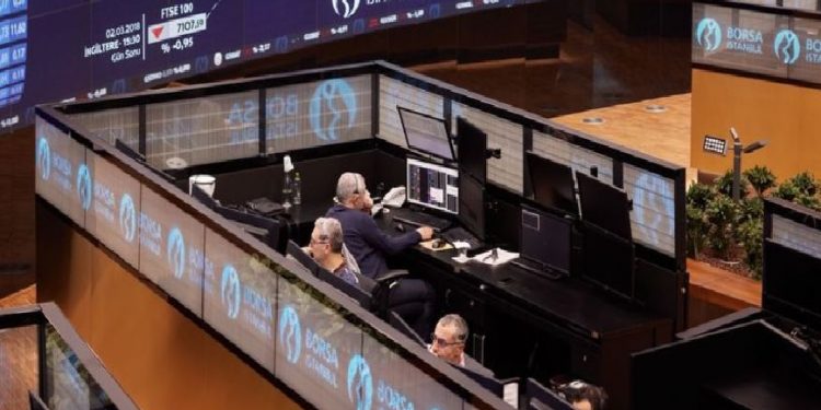 تركيا.. تراجع حاد لبورصة إسطنبول