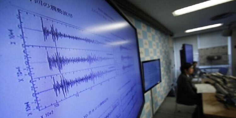 زلزال بقوة 4.9 ريختر في كردستان على حدود تركيا