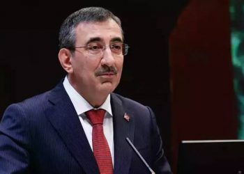 نائب أردوغان: الصعوبات الاقتصادية الحالية مؤقتة