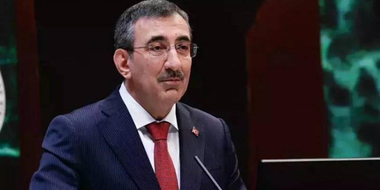 نائب أردوغان: الصعوبات الاقتصادية الحالية مؤقتة