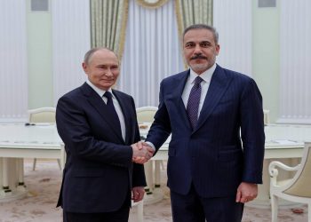 بوتين يستقبل وزير الخارجية التركي هاكان فيدان