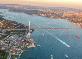 حزب الشعب الجمهوري في القمة بينما العدالة والتنمية في انحدار