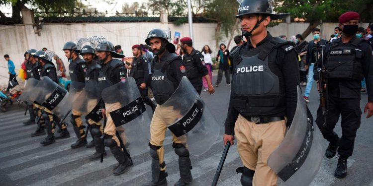 هل تظهر شرطة الأخلاق في تركيا؟