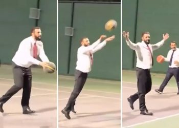 الشرع يلعب كرة السلة مع وزير خارجيته 